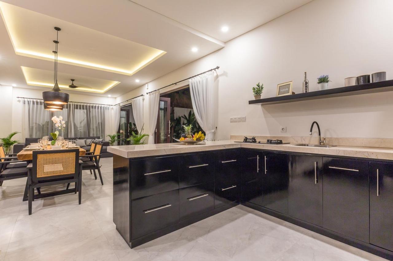 Villa Azura 塞米亚克 外观 照片